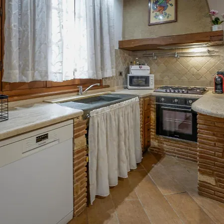 Holiday home Stunning In Pontemazzori With Kitchen