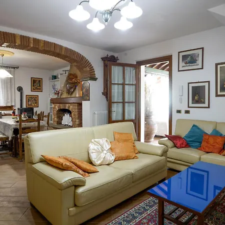 Holiday home Stunning In Pontemazzori With Kitchen Nocchi