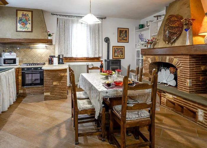 Lovely In Pontemazzori With Wifi Nocchi